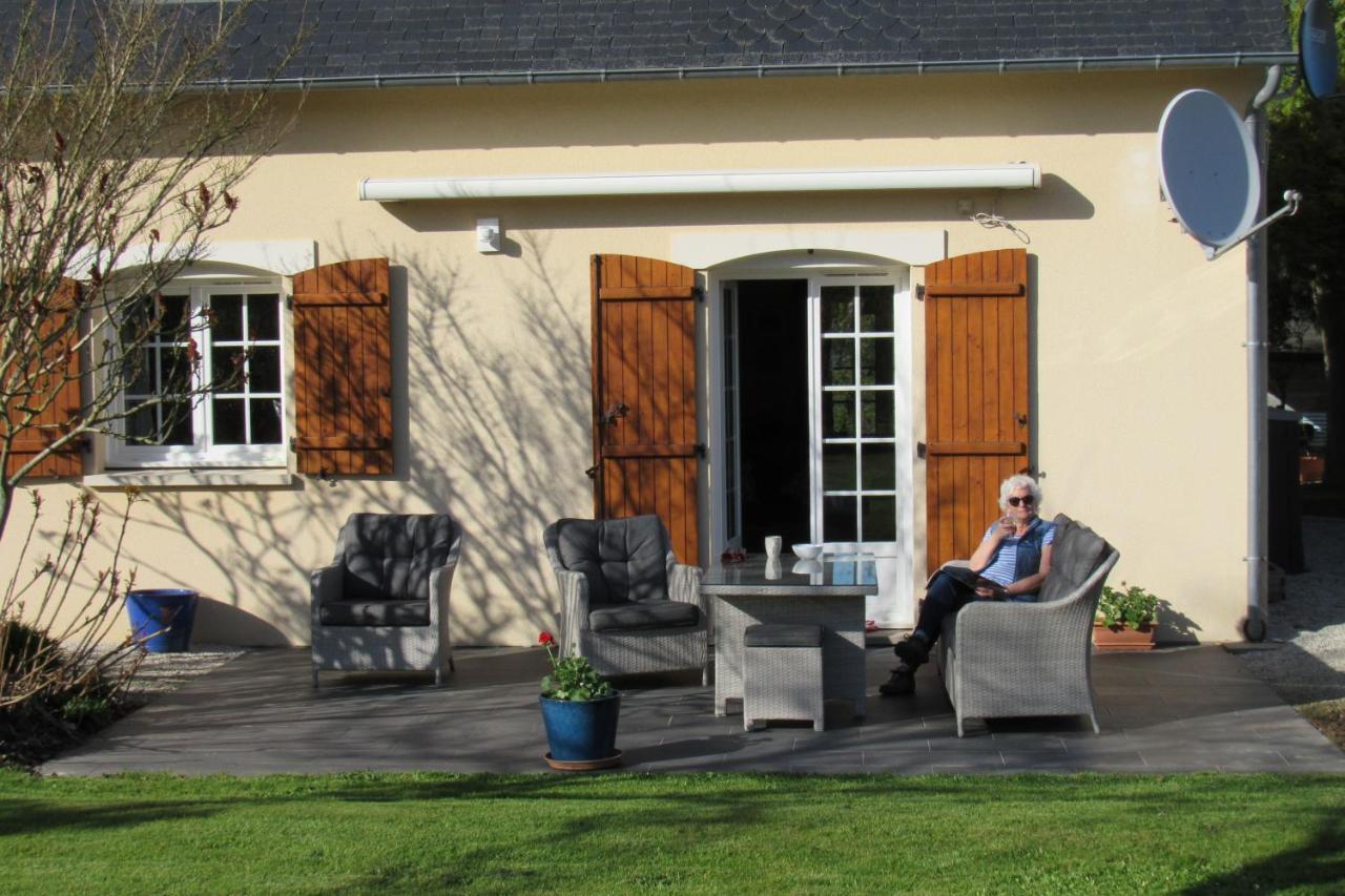 Les Bleuets Villa Mandeville-en-Bessin Exterior photo